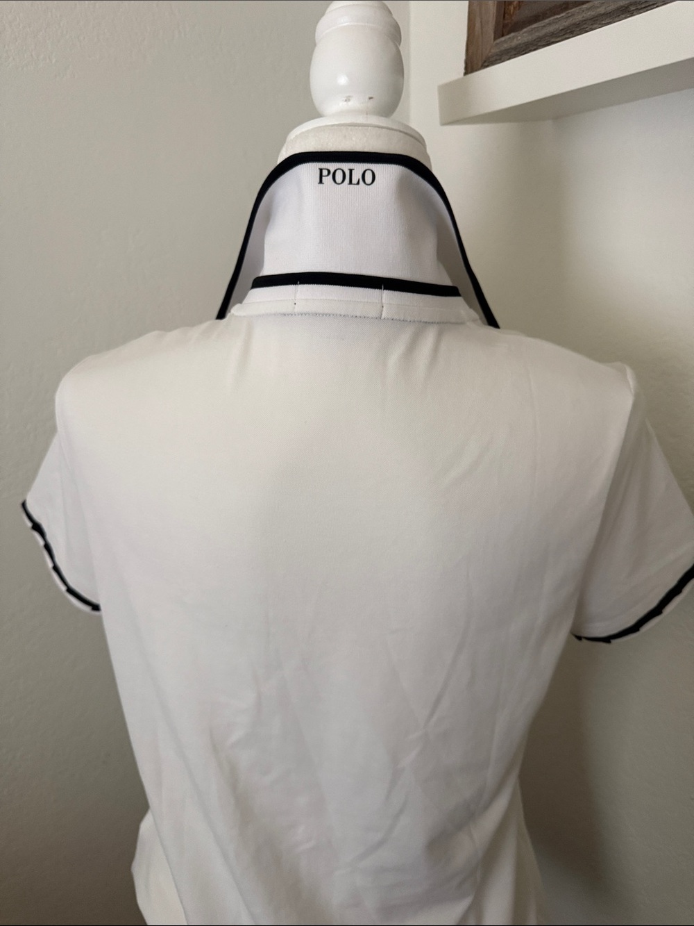 Ralph Lauren Tailored Fit Cricket Polo Shirt
Ralph Lauren Golf - Picture 9 of 9